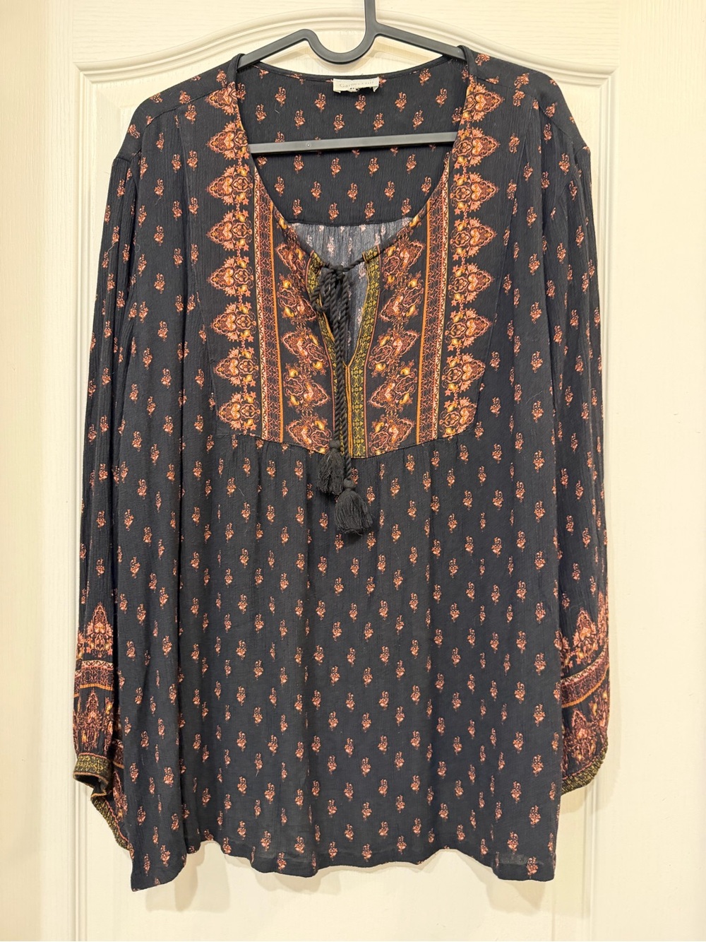 Garnet Hill Boho Border Print Black Paisley Tassel Peasant Blouse